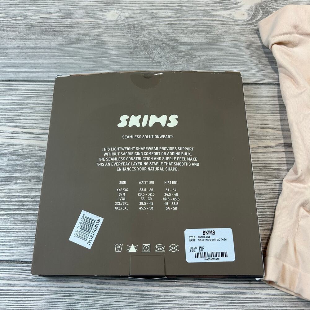 NWT Skims S/M Sculpting Short Mid Thigh Shapewear Nude - Picture 2 of 4